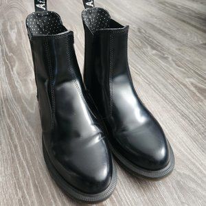 Dr Martens Flora